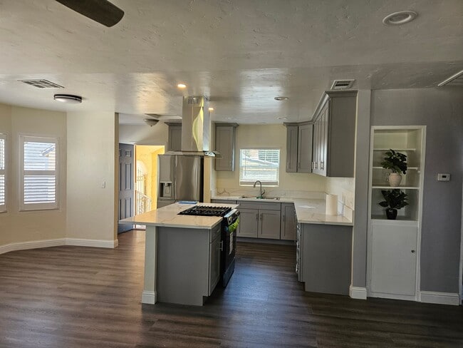 Photo - 1320 E Stadium Dr