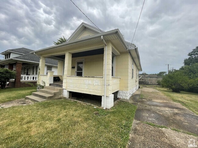 Building Photo - 612 W Loucks Ave Rental