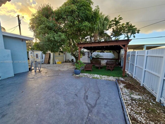 Photo - 309 Masters Rd