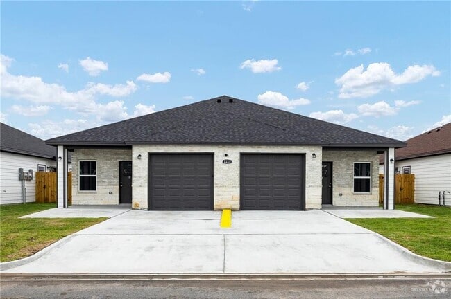 Building Photo - 2228 N Vly Cir Rental