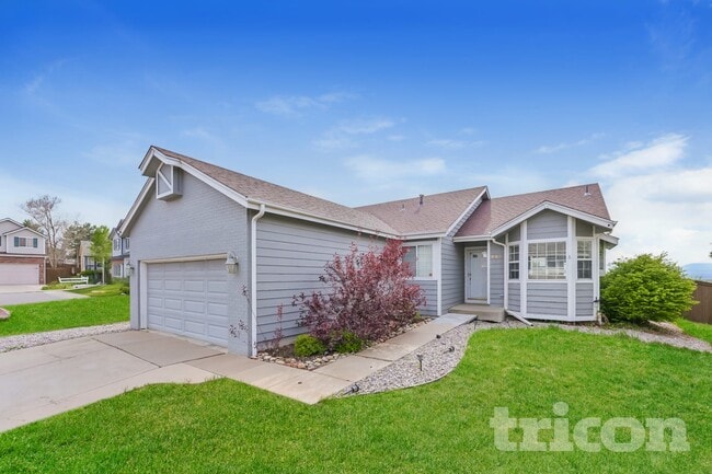 Building Photo - 995 Cobblestone Dr