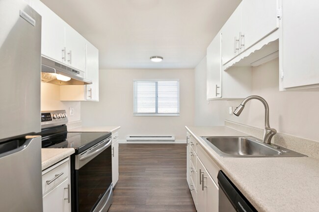 Photo - SAN Sandra Apartments