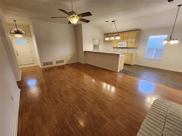 Photo - 2131 Ridgecliff Dr