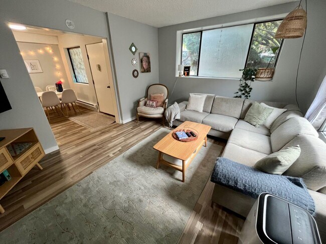 Photo - NOB HILL TERRACE APARTMENTS Unit A