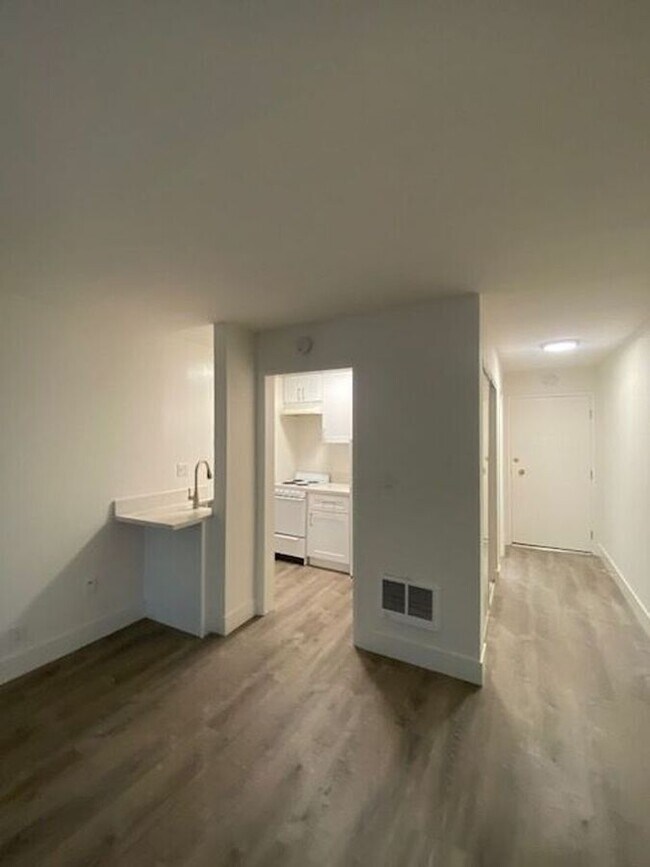 Photo - 2309 Blake St Unit 314