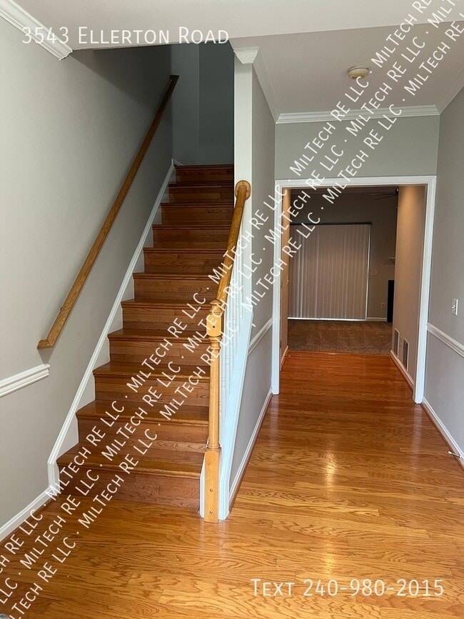 Photo - 3543 Ellerton Rd