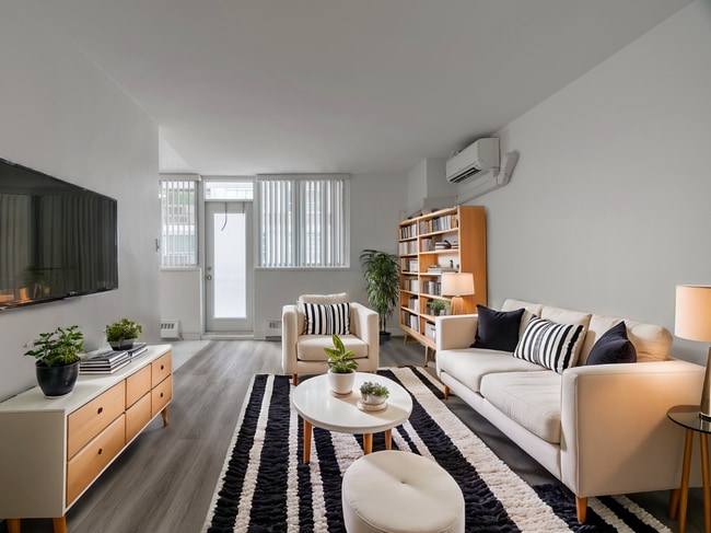 Building Photo - 177 St. George Street