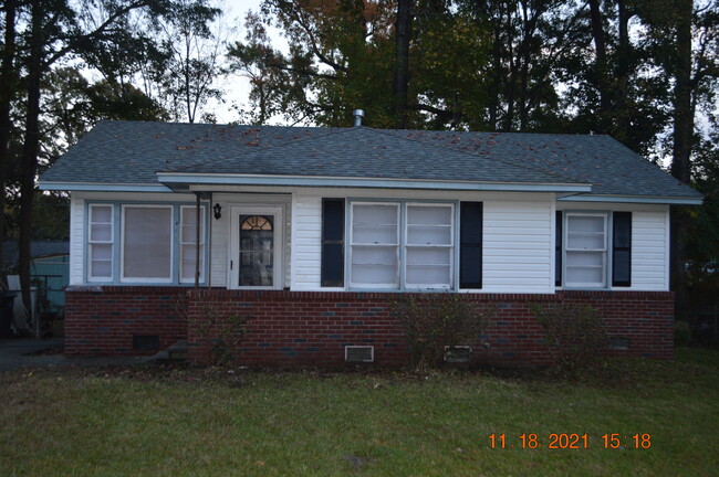 Building Photo - 2641 Orchid Ave