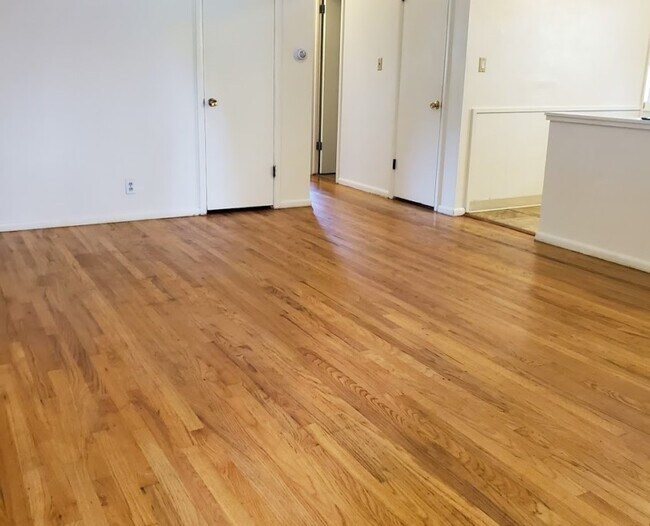 Photo - 652 Inca Pky