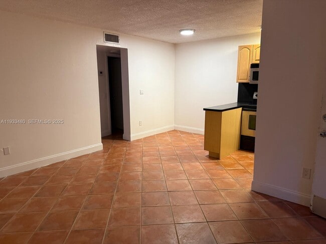 Photo - 1801 S Treasure Dr Unit 320