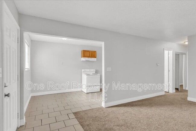 Photo - 2000 Chateau Dr