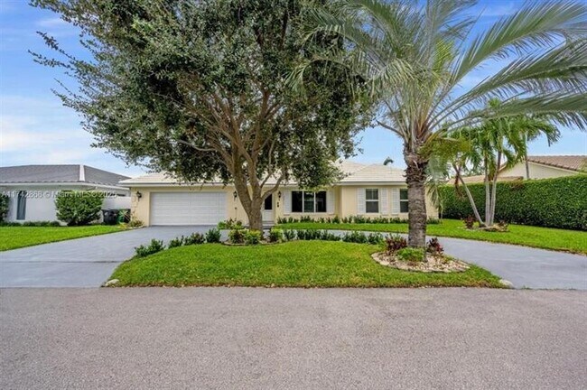 Photo - 2810 NE 60th St