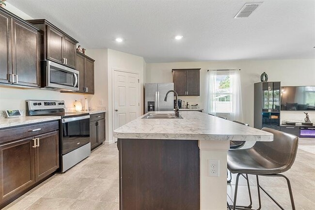 Photo - 2033 SW Villanova Rd