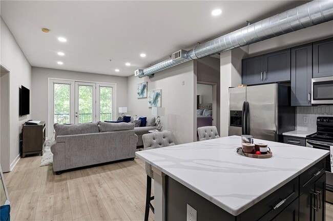 Photo - 5300 Peachtree Rd Unit 2104