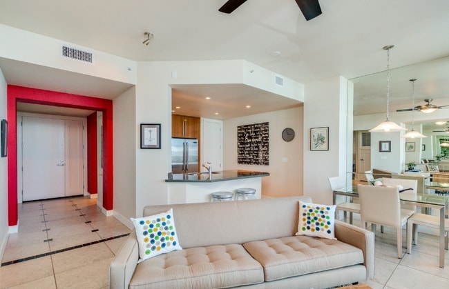 Photo - 140 E Rio Salado Pkwy