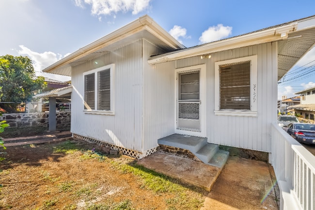 Photo - 3159 Lincoln Ave