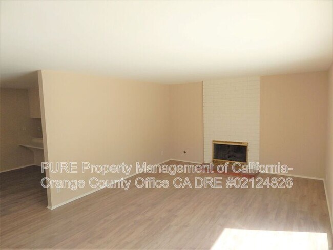 Photo - 6092 Larchwood Dr House