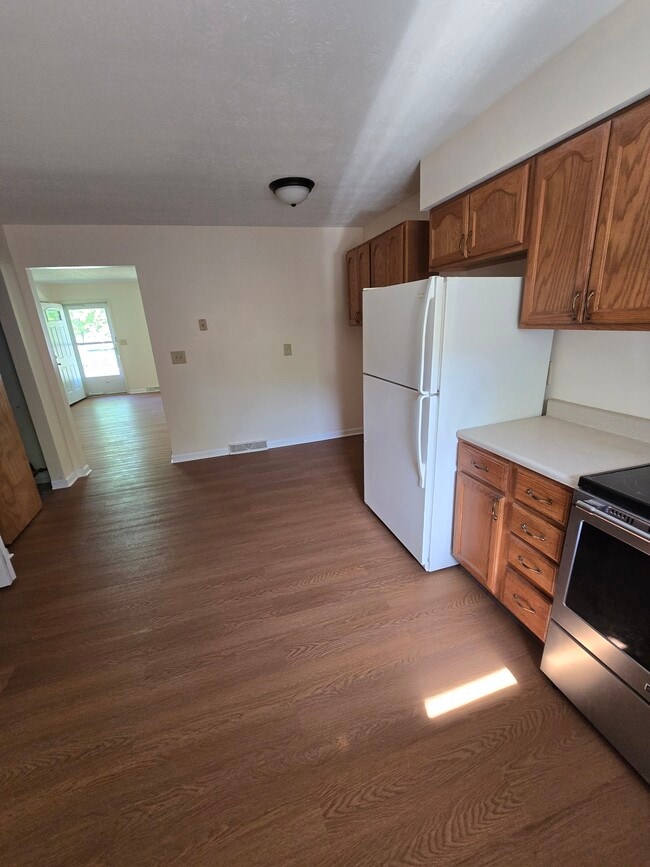 Photo - 941 Wittenberg Dr Unit A