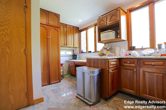 Photo - 31 Claymoss Rd Unit 3