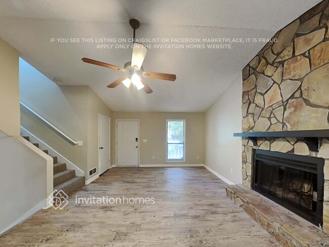 Photo - 2996 Fetlock Dr SW