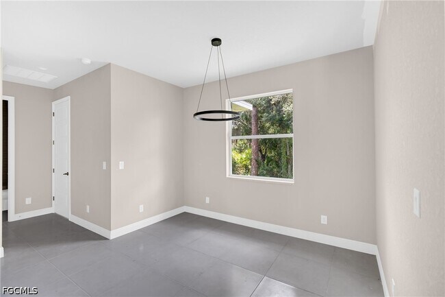 Photo - 208 Clover Ave