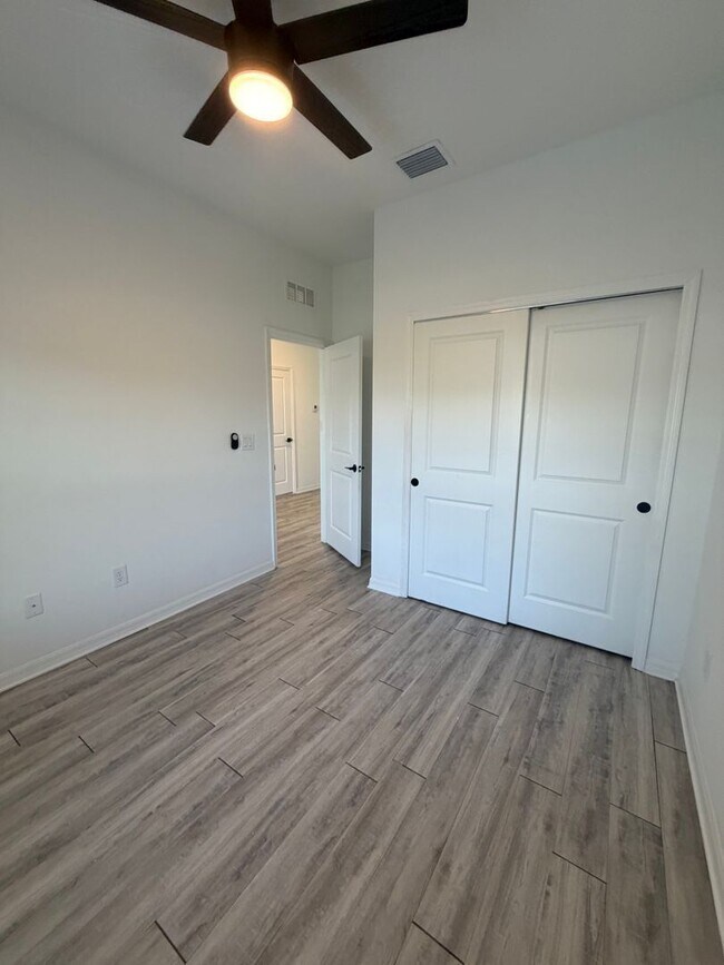 311 Ichabod Ave