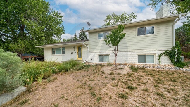 2518 Fairview Cir