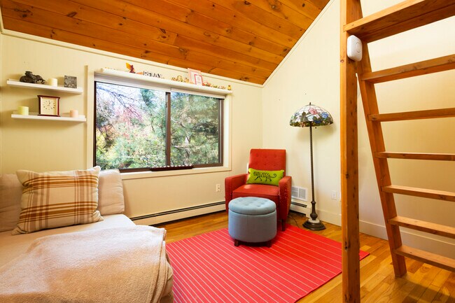 Photo - 5 Corporal McTernan St