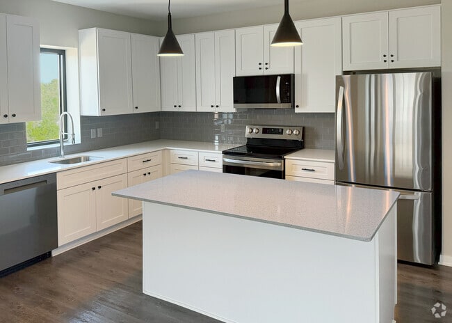 Building Photo - Leavenworth Lofts