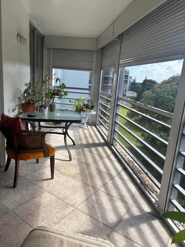 Building Photo - 6461 NW 2nd Ave Unit 5