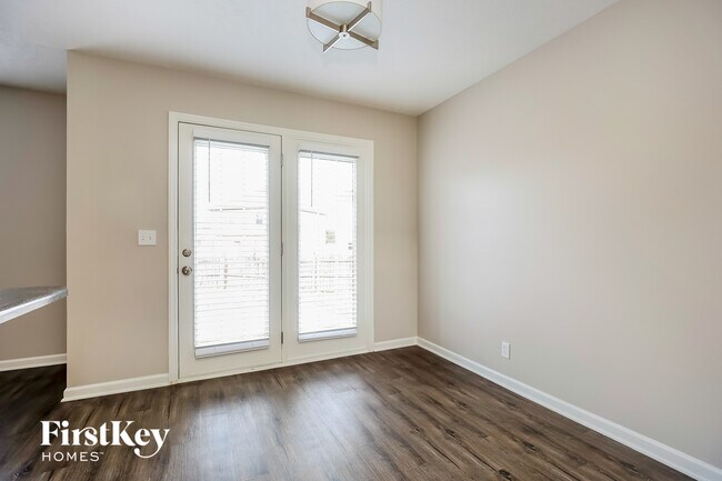 Photo - 1304 Sunray Dr