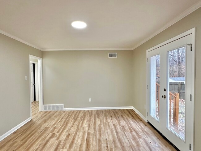 Photo - 3756 Vanderwood Dr