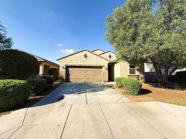 Photo - "Charming 3-Bedroom Oasis with 2 Baths & S...