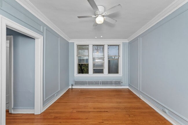 Photo - 1361 W Estes Ave