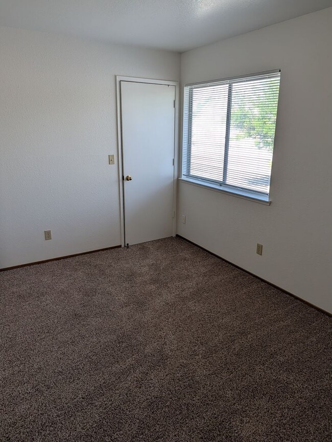 Photo - Great Townhouse in Anderson