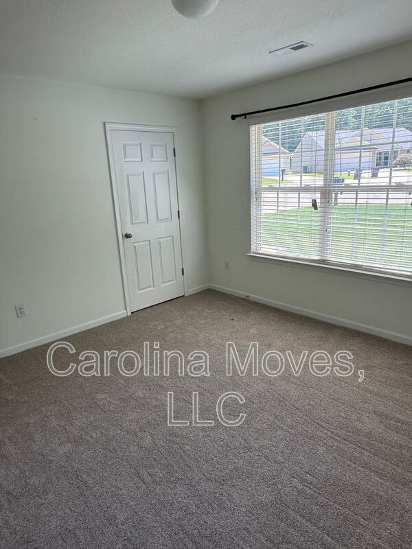 Photo - 7 Birchbriar Way