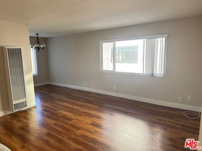 Photo - 1616 W 206th St Unit 2