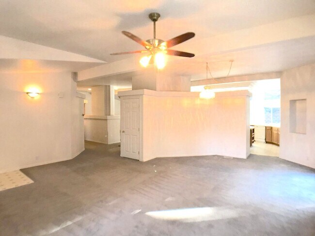 Photo - Jemez Mountains 3 bedroom with an open layout and large living areas and kitchen.