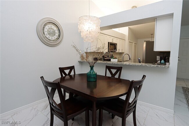 Photo - 10805 Queen Anne Ln Unit 203