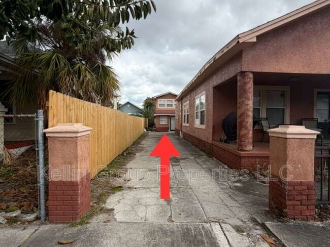 Photo - 2917 Sanchez St Unit Apt B