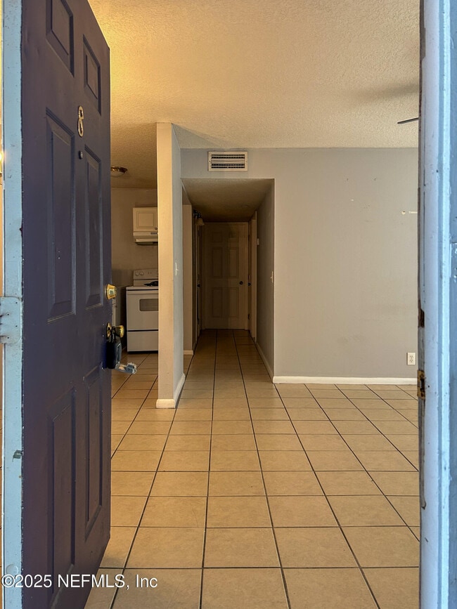 Photo - 1124 Woodruff Ave