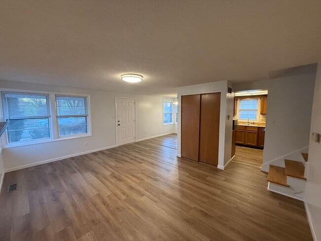 Photo - 3415 Collegiate Ct