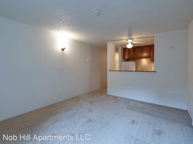 Photo - 2431 NW Irving St Unidad 02