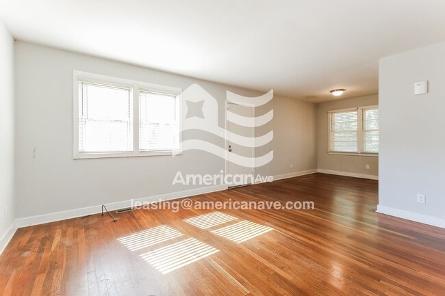 Photo - 606 Fleetwood Cir