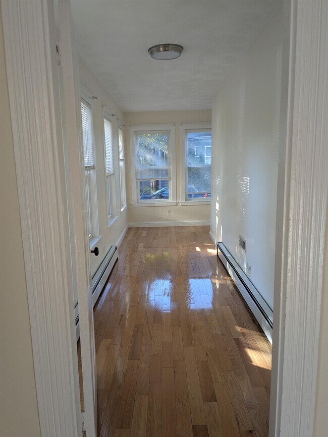 Photo - 40 Chester St Unit 1