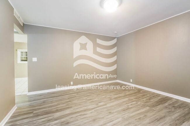 Photo - 2022 Bergan St