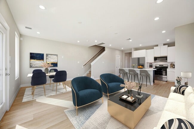 Photo - 8664 Easthaven Blvd