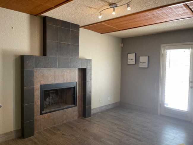 Photo - 7560 Luz De Lumbre Ave