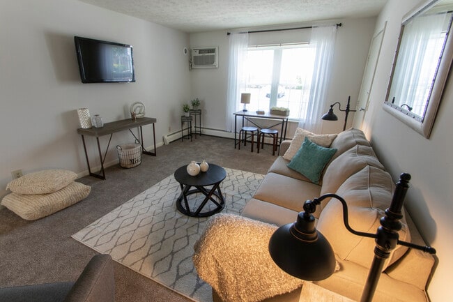 Photo - Compton Lake