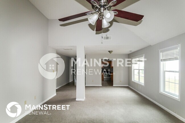 Photo - 7051 Mahonia Pl